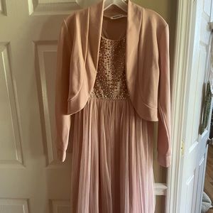 Dress. Worn once at a wedding. Beautiful on! Size 16 girls